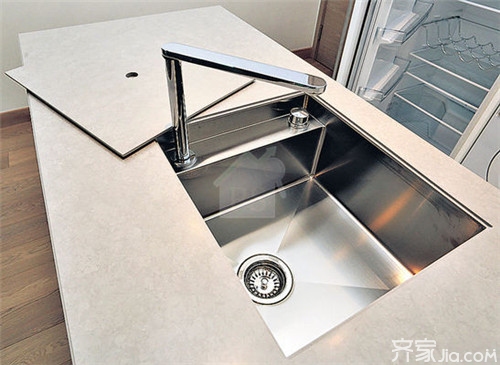 伸缩式水龙头怎么样  健康饮用水资源